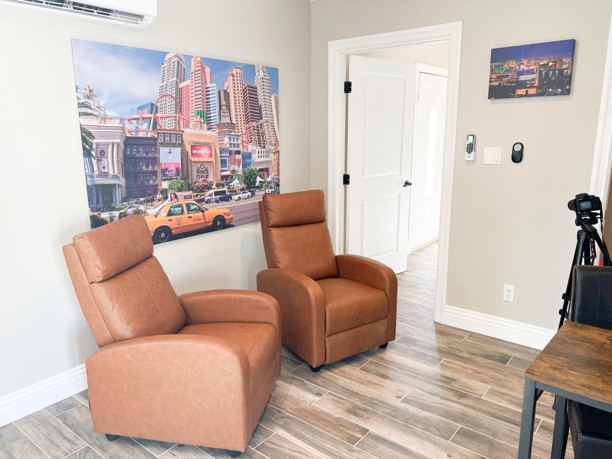 Lux Private Home - Pool, Billiards, 8 Smart Tvs, Board Games, Cotton Bedding - The Stone Sanctuary At Mccullough Hills Trailhead Las Vegas Extérieur photo