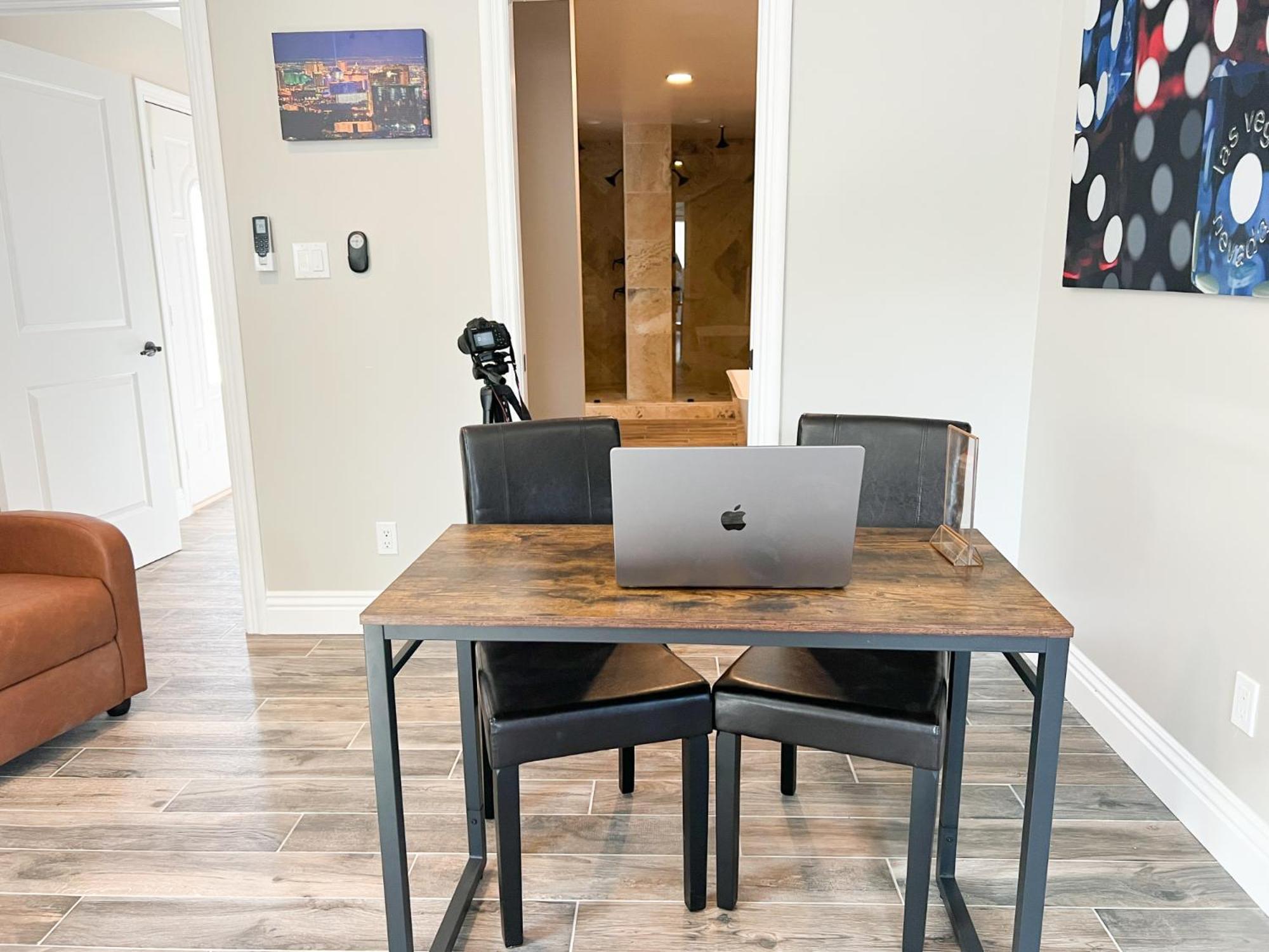Lux Private Home - Pool, Billiards, 8 Smart Tvs, Board Games, Cotton Bedding - The Stone Sanctuary At Mccullough Hills Trailhead Las Vegas Extérieur photo