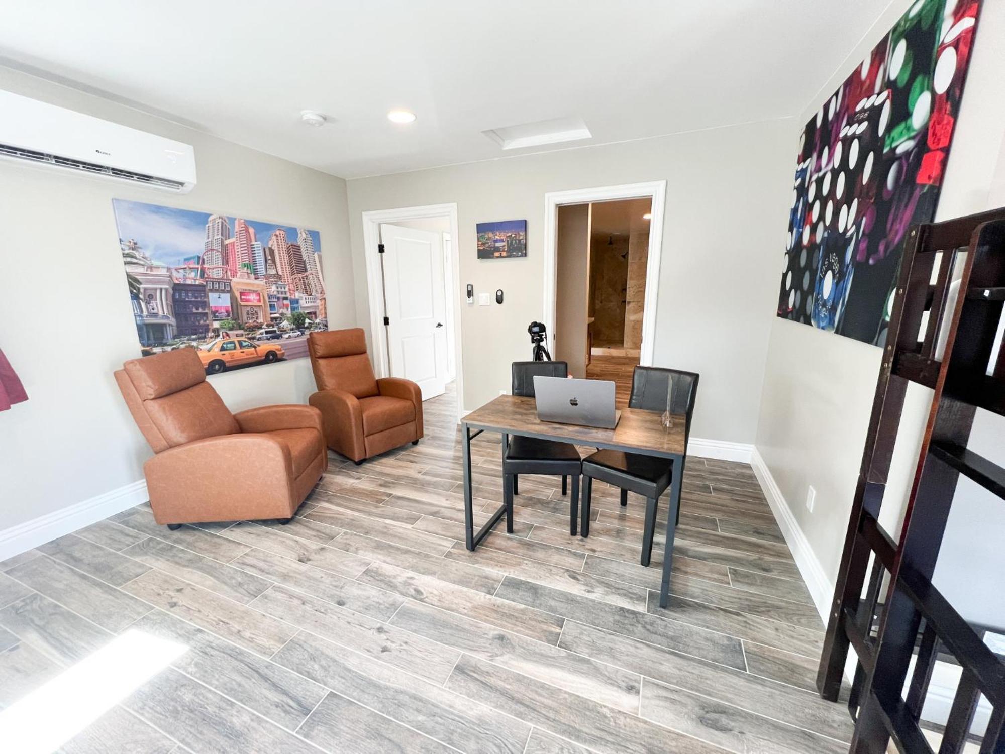 Lux Private Home - Pool, Billiards, 8 Smart Tvs, Board Games, Cotton Bedding - The Stone Sanctuary At Mccullough Hills Trailhead Las Vegas Extérieur photo