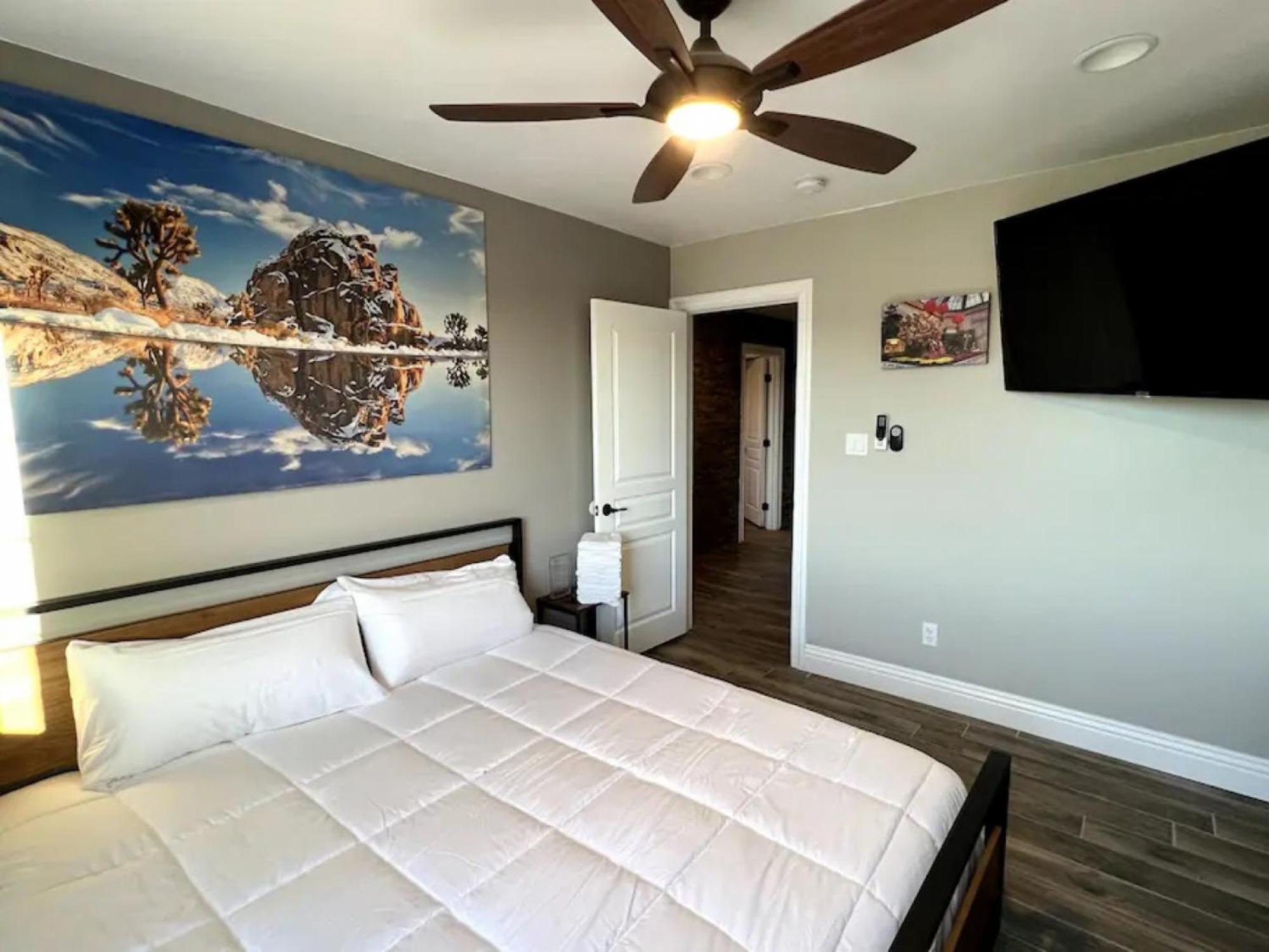 Lux Private Home - Pool, Billiards, 8 Smart Tvs, Board Games, Cotton Bedding - The Stone Sanctuary At Mccullough Hills Trailhead Las Vegas Extérieur photo