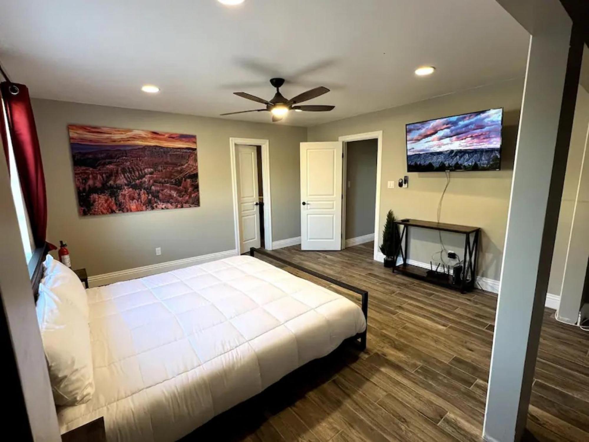 Lux Private Home - Pool, Billiards, 8 Smart Tvs, Board Games, Cotton Bedding - The Stone Sanctuary At Mccullough Hills Trailhead Las Vegas Extérieur photo