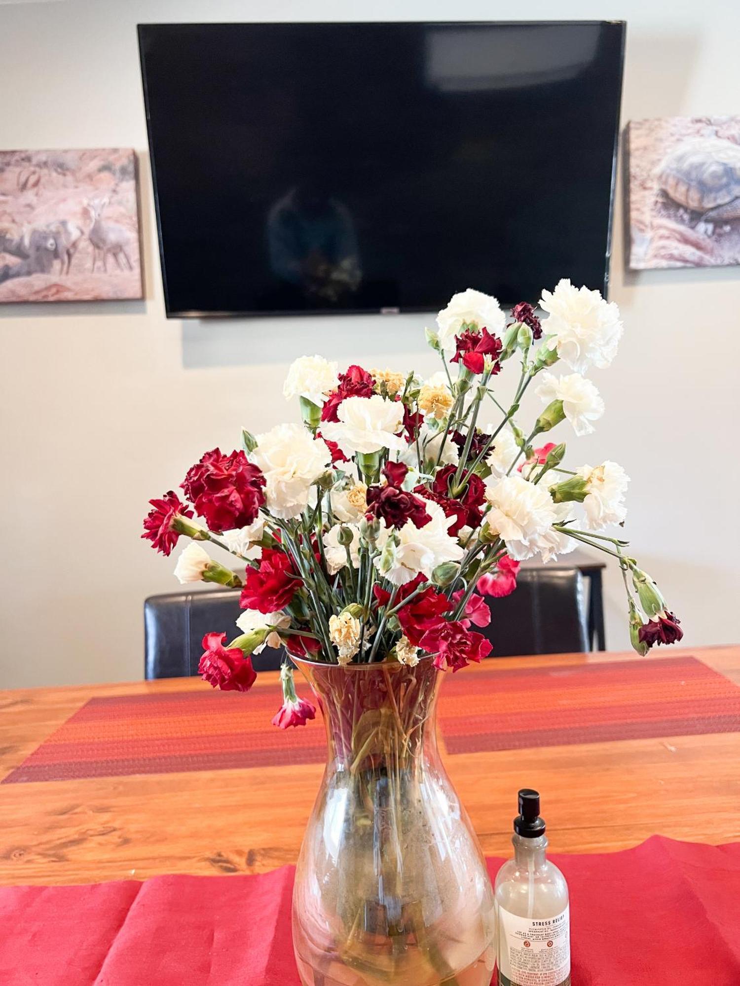 Lux Private Home - Pool, Billiards, 8 Smart Tvs, Board Games, Cotton Bedding - The Stone Sanctuary At Mccullough Hills Trailhead Las Vegas Extérieur photo