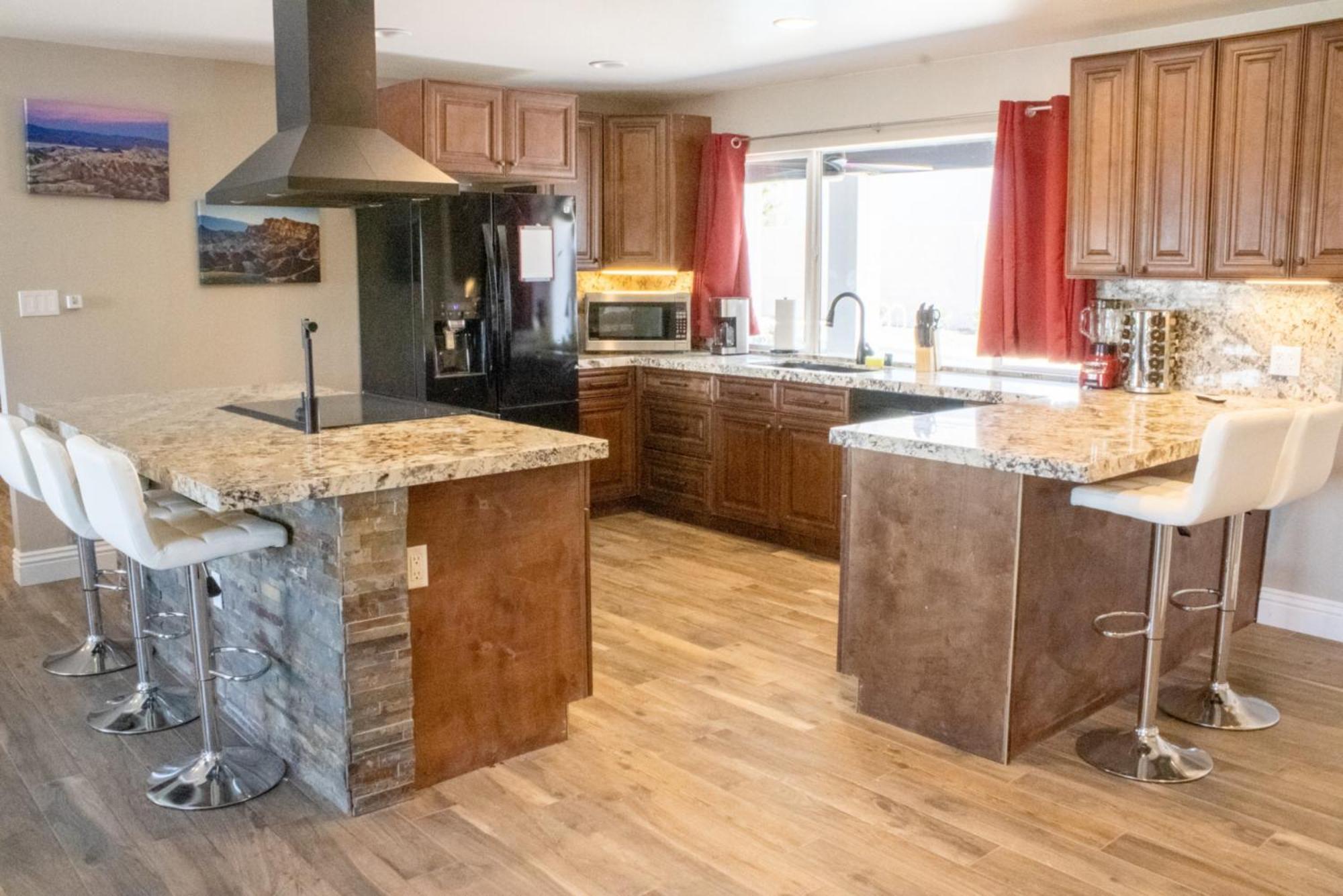 Lux Private Home - Pool, Billiards, 8 Smart Tvs, Board Games, Cotton Bedding - The Stone Sanctuary At Mccullough Hills Trailhead Las Vegas Extérieur photo