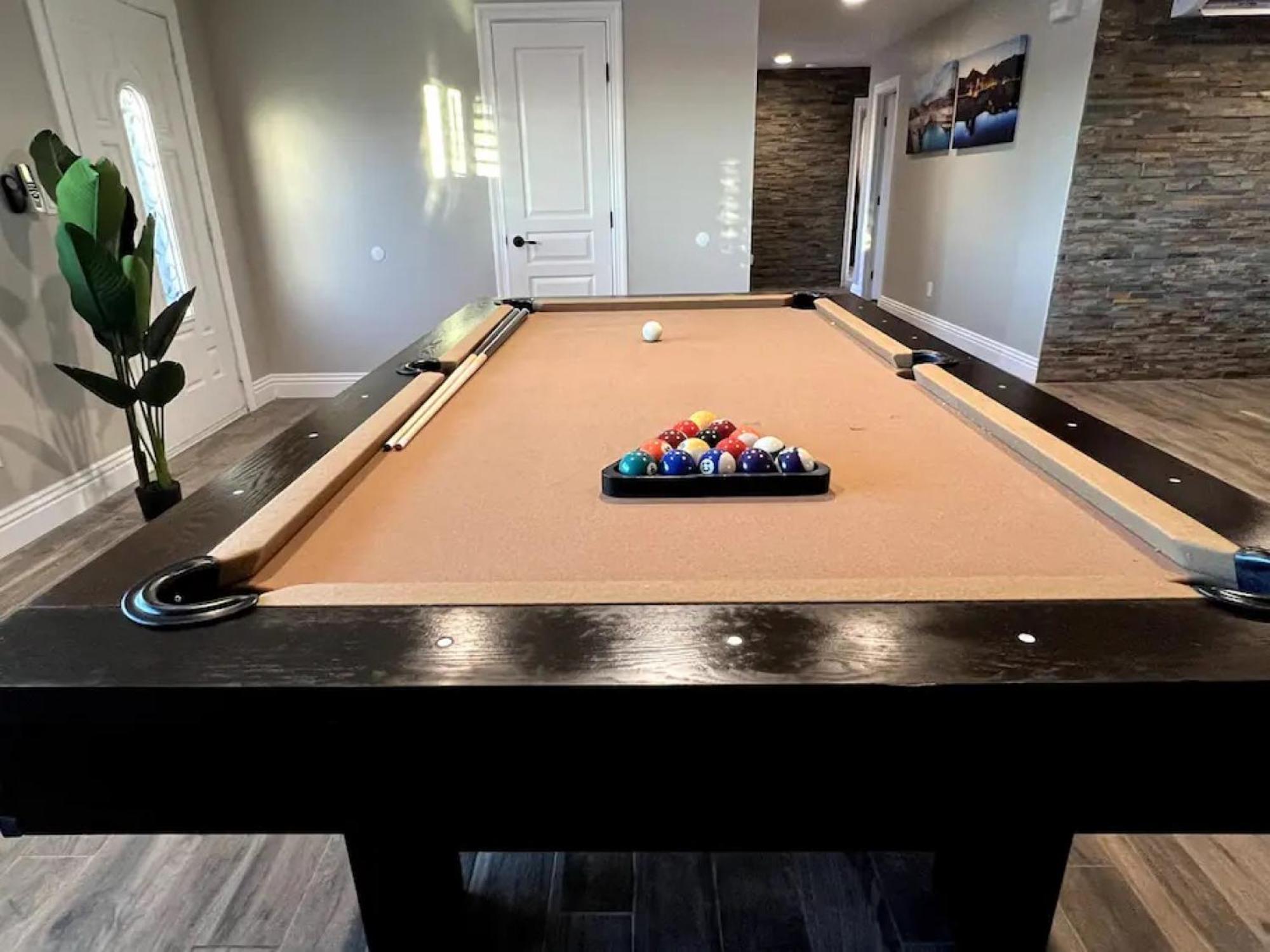 Lux Private Home - Pool, Billiards, 8 Smart Tvs, Board Games, Cotton Bedding - The Stone Sanctuary At Mccullough Hills Trailhead Las Vegas Extérieur photo